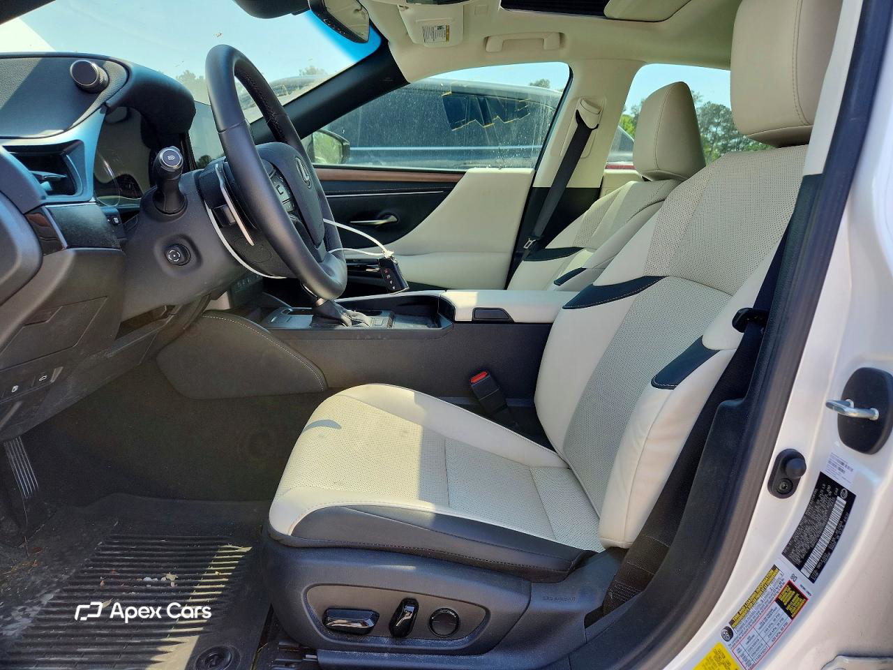 Lexus ES 2025