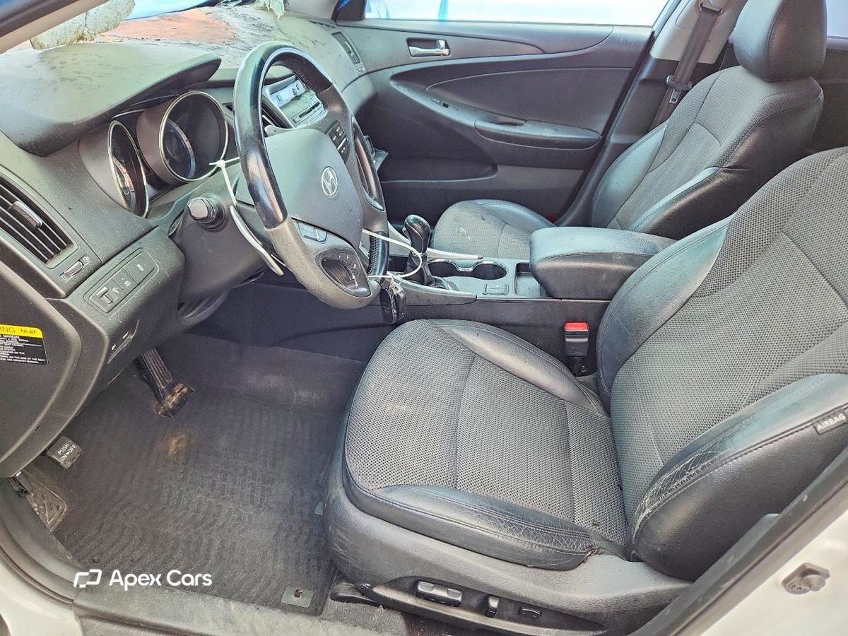 Hyundai Sonata 2013