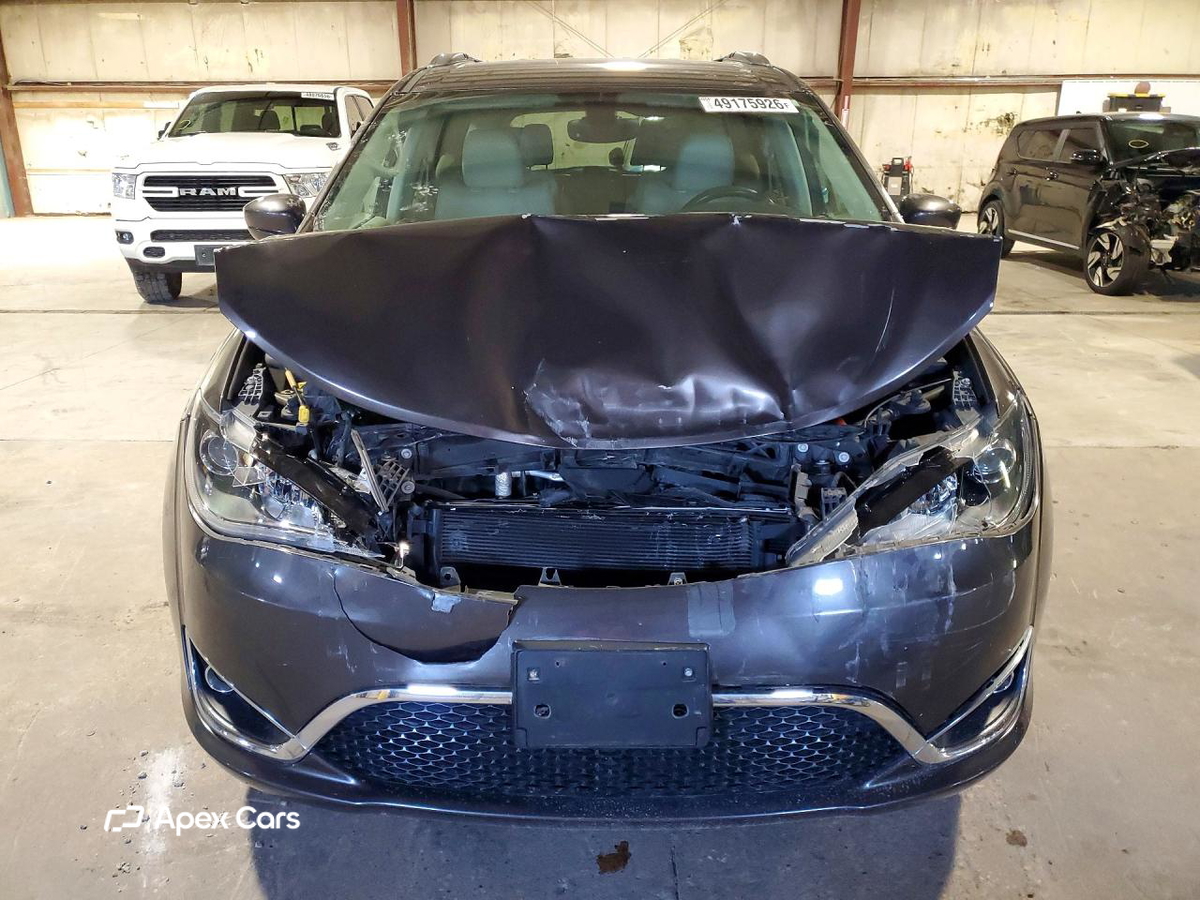 Chrysler Pacifica 2017