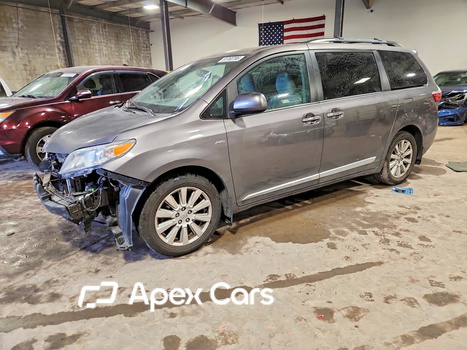Toyota Sienna 2017 - Image 1 of 14
