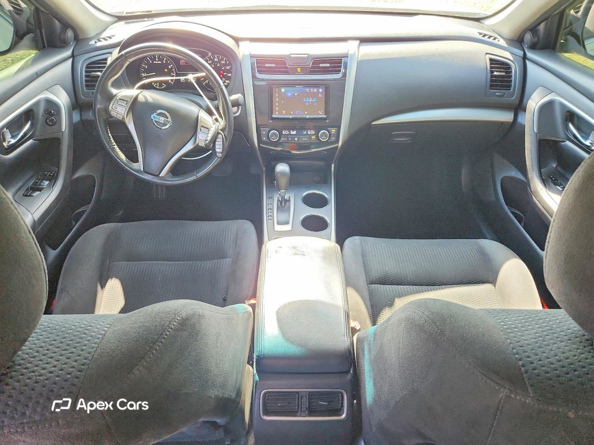 Nissan Altima 2015