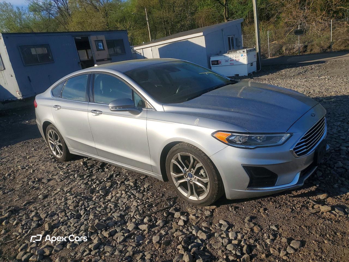 Ford Fusion 2020