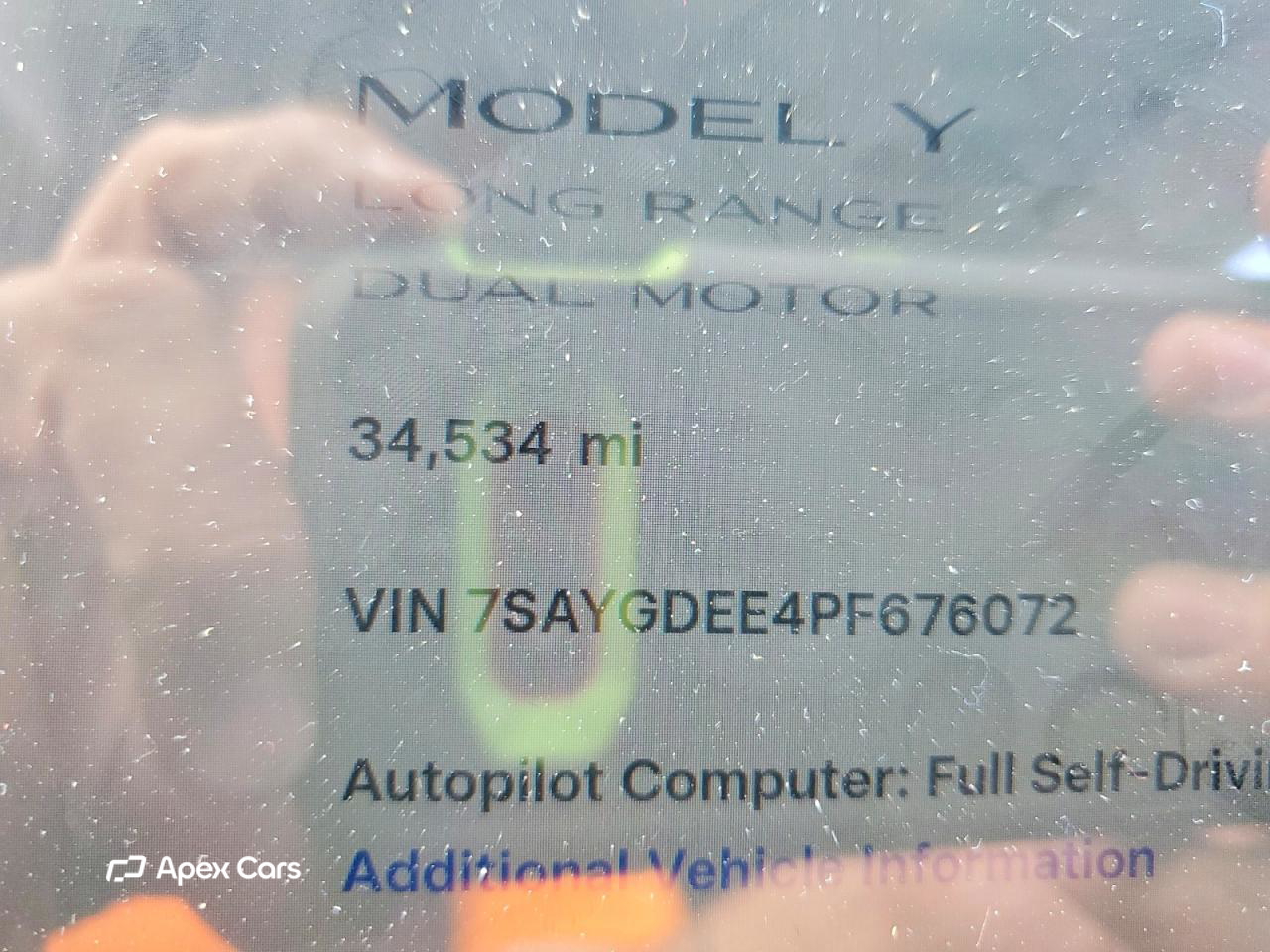 Tesla Model Y 2023