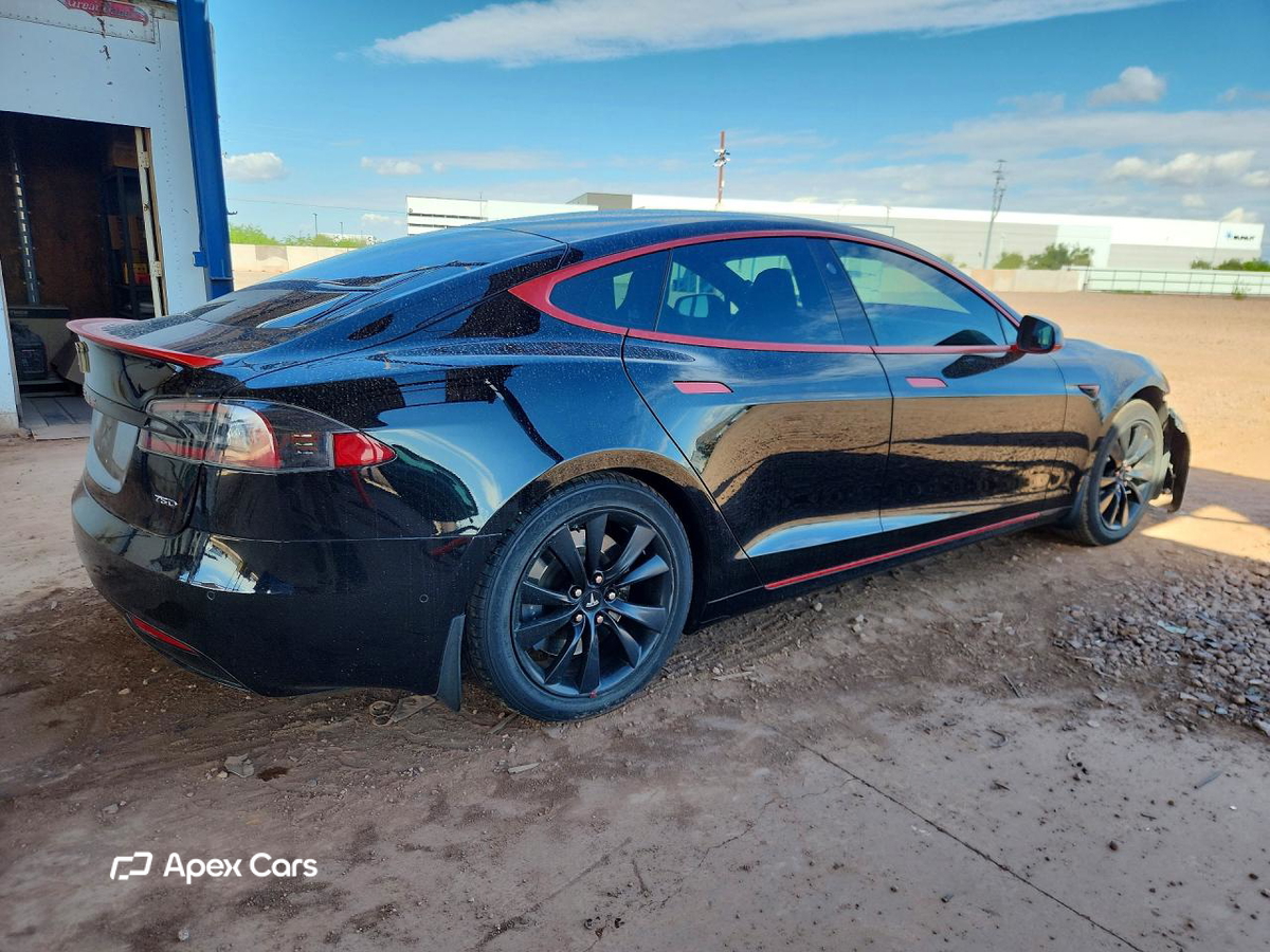 Tesla Model S 2018