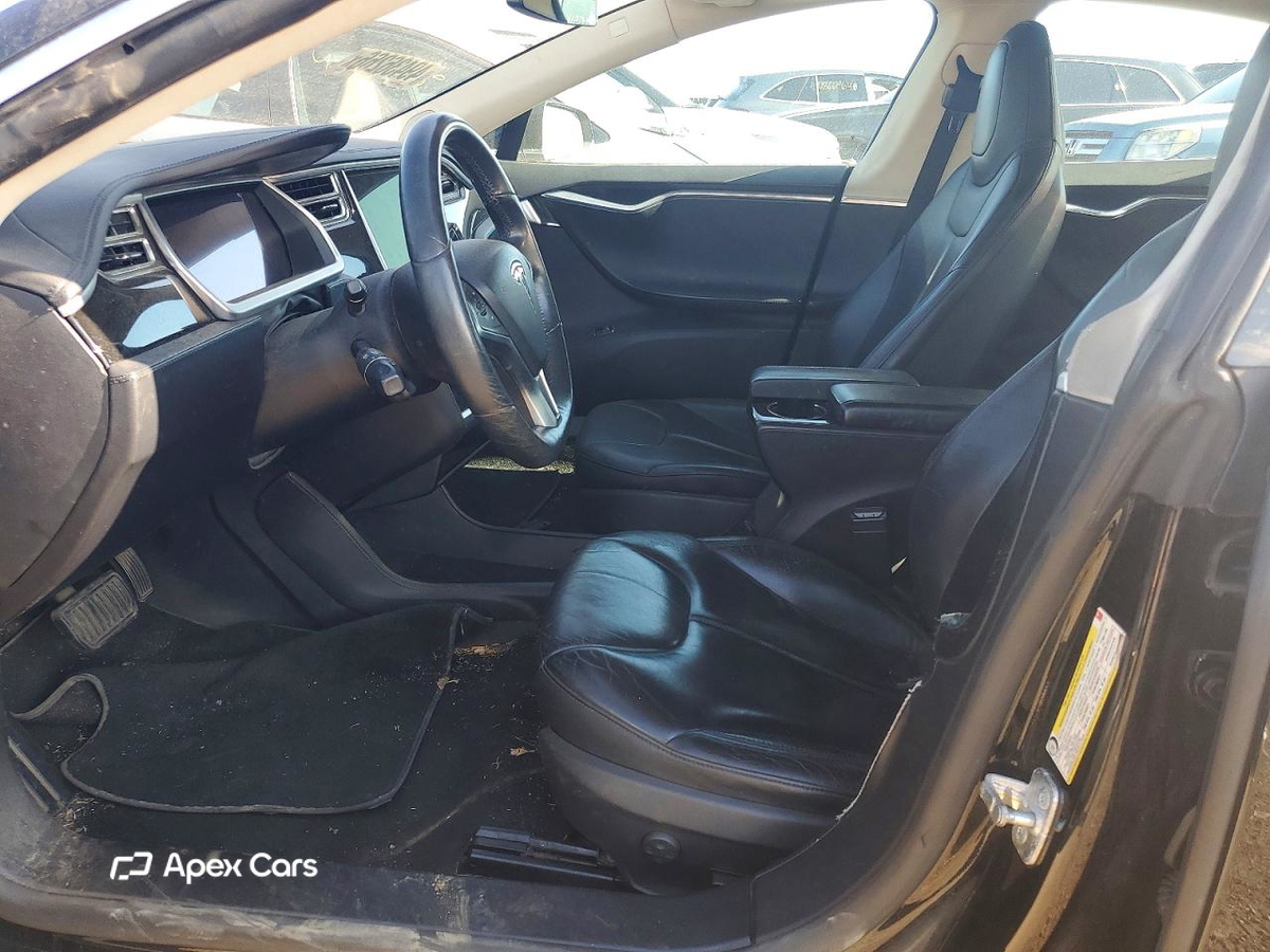 Tesla Model S 2012