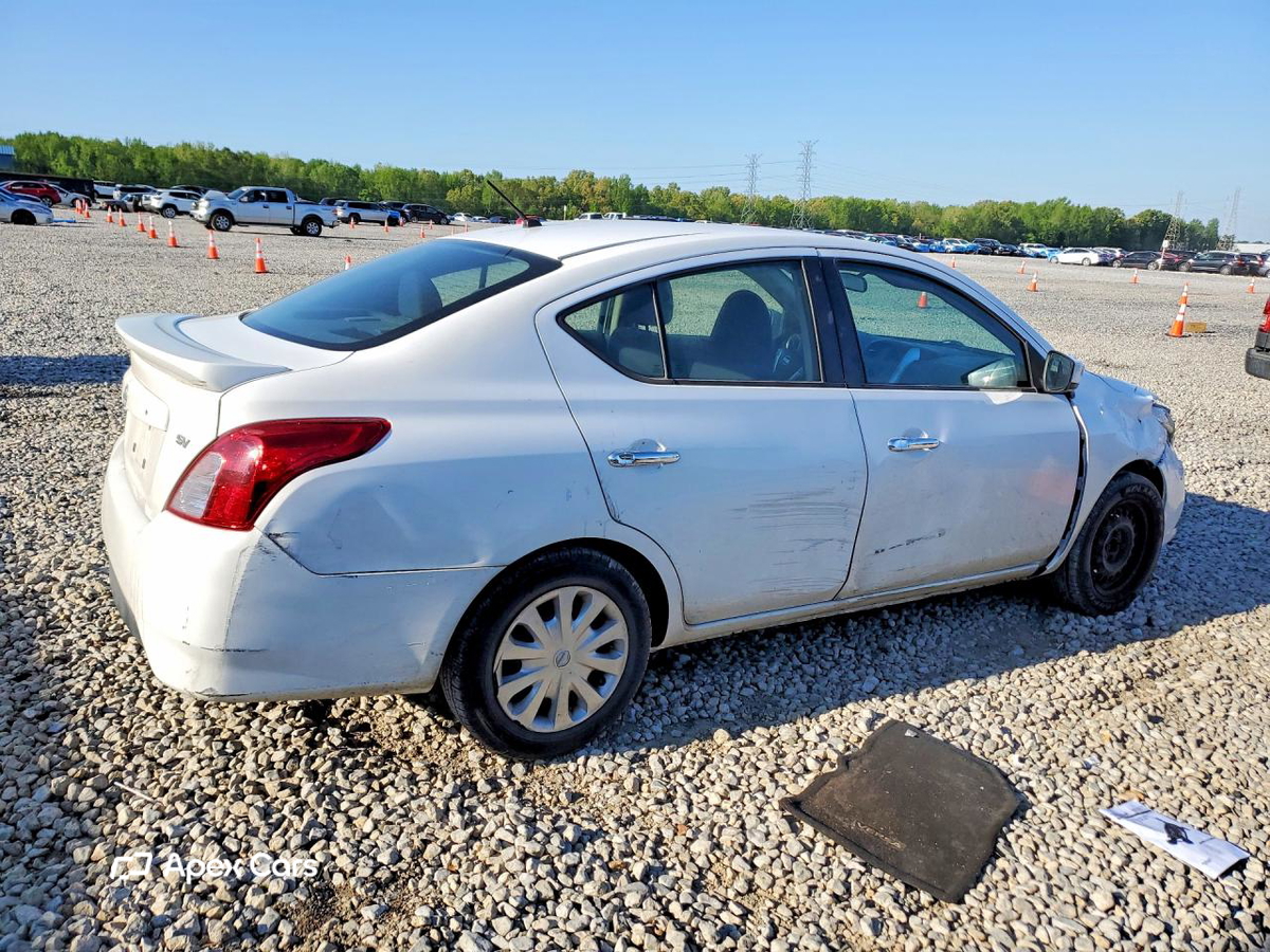 Nissan Versa 2017