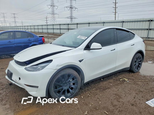 Tesla Model Y 2023 - Zdjęcie 1 z 13