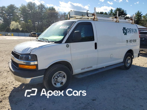 Chevrolet Express 2018 - Image 1 of 13