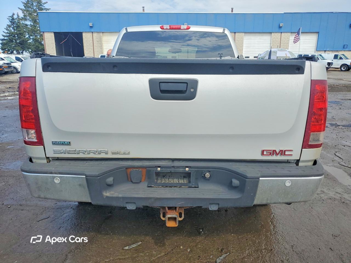 GMC Sierra 2011