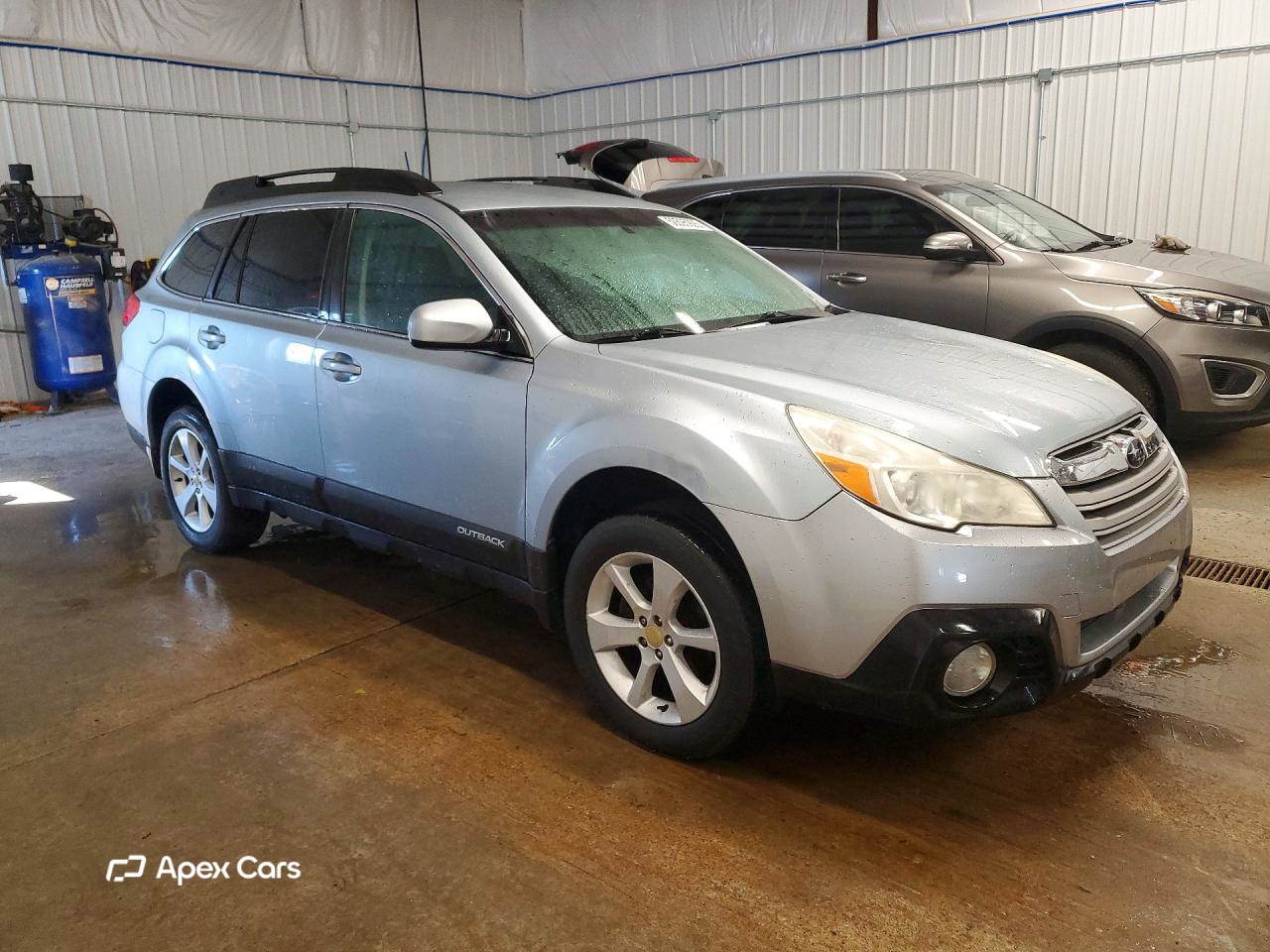 Subaru Outback 2013