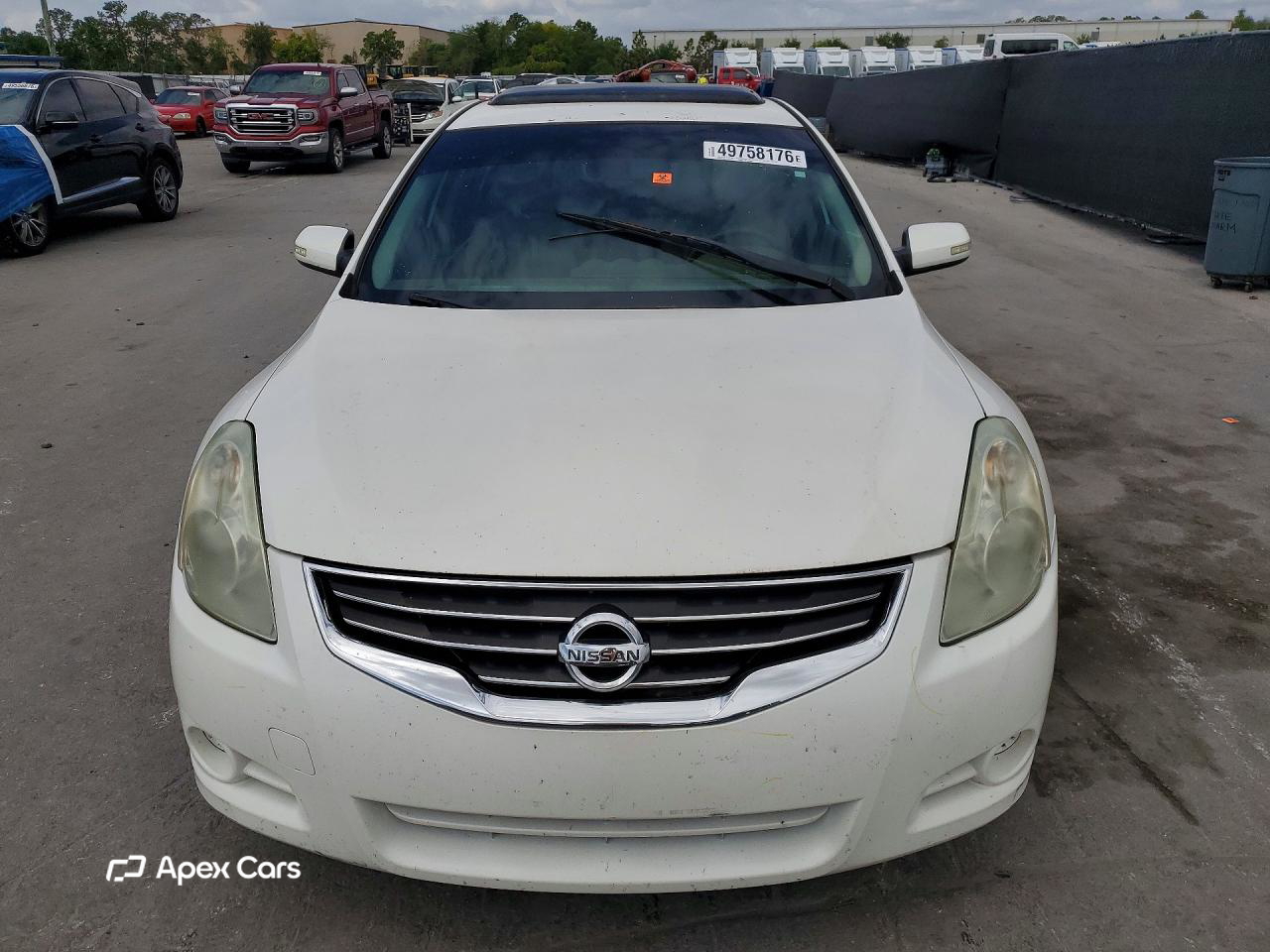 Nissan Altima 2011