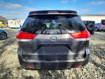 Toyota Sienna 2011