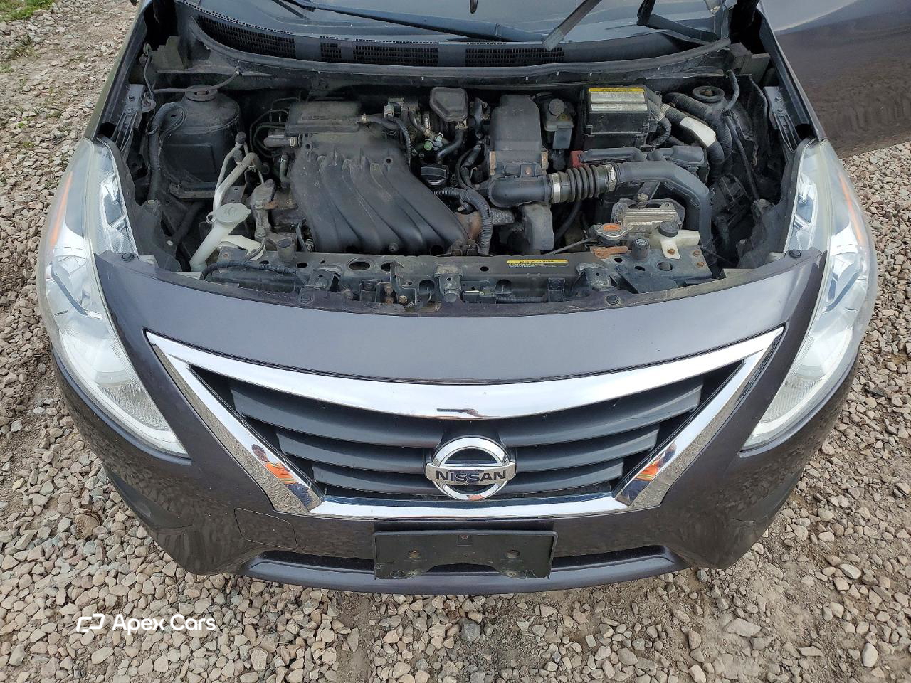 Nissan Versa 2015