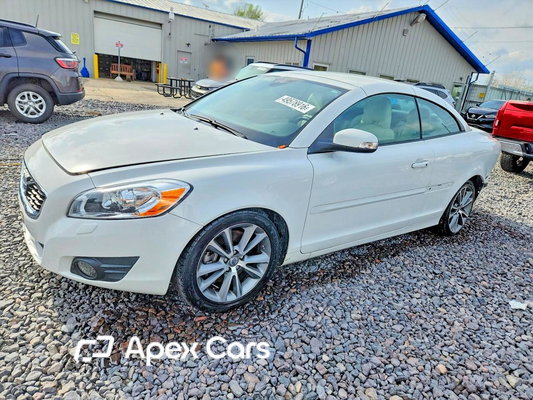 Volvo C70 2011 - Image 1 of 12