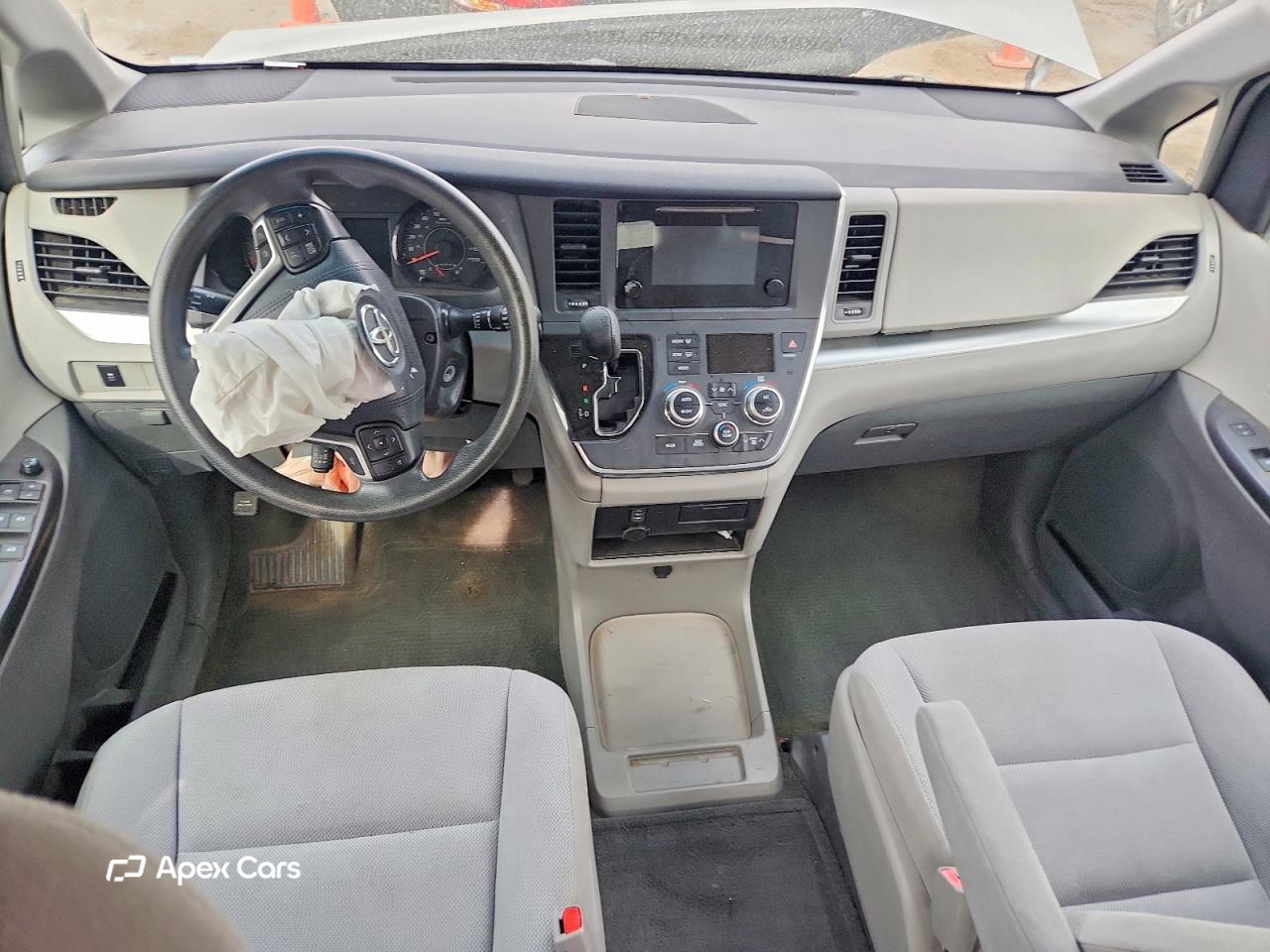 Toyota Sienna 2015