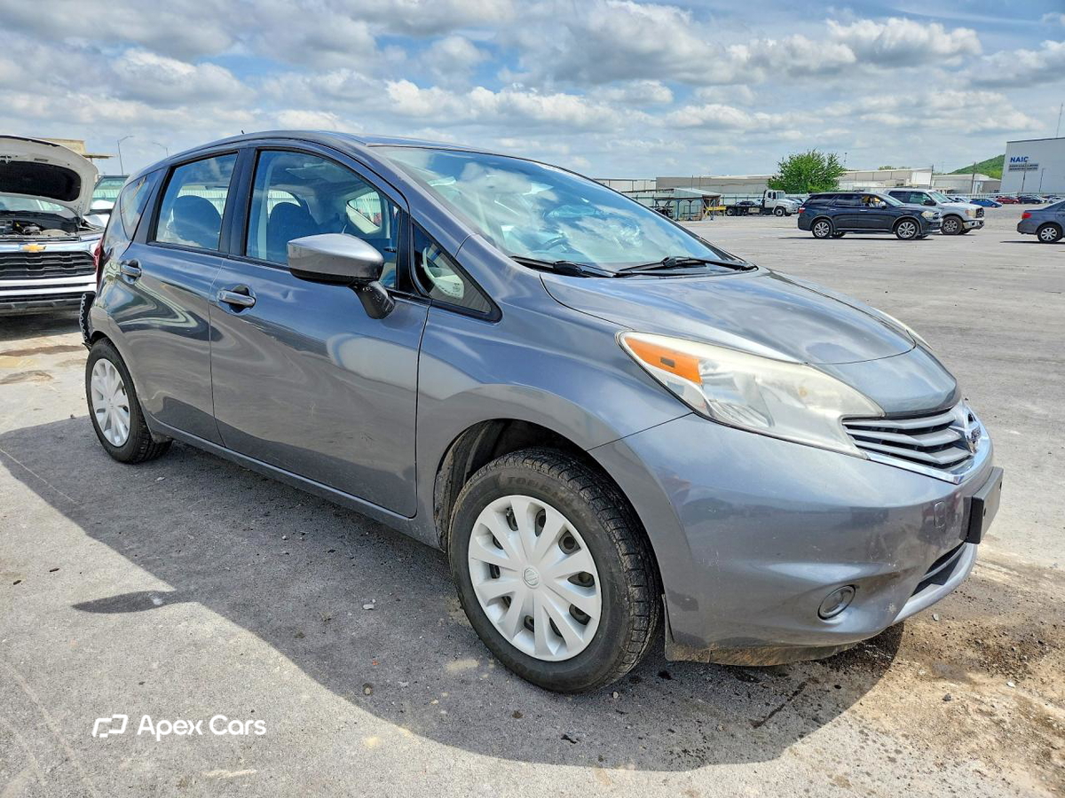 Nissan Versa 2016
