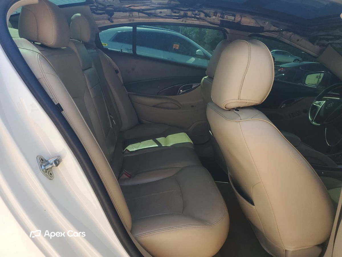 Buick LaCrosse 2011