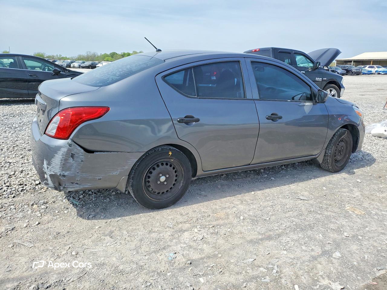 Nissan Versa 2018