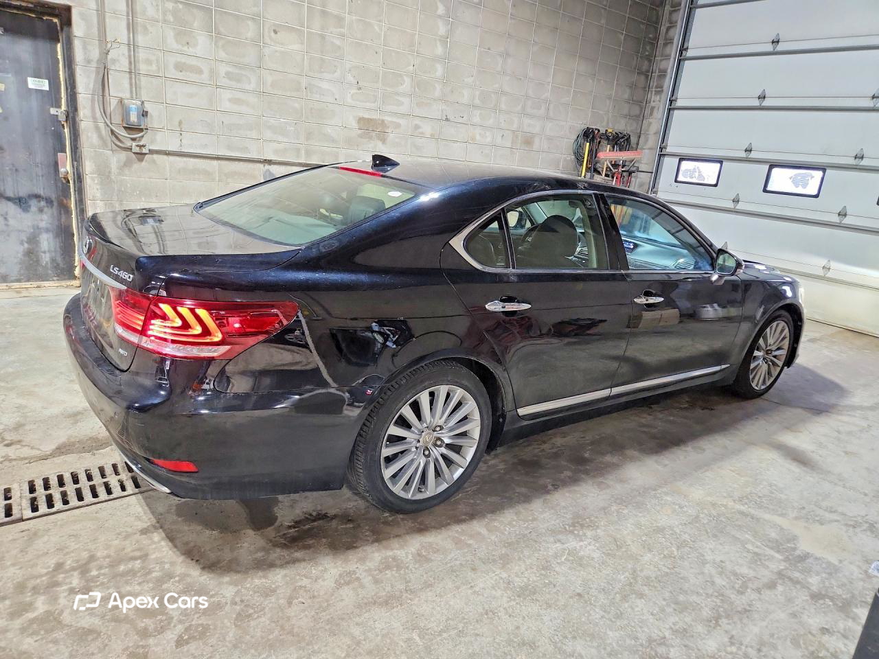 Lexus LS 2015