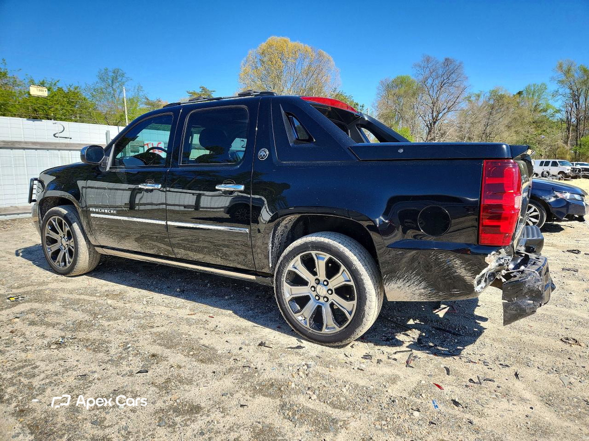 Chevrolet Avalanche 2013