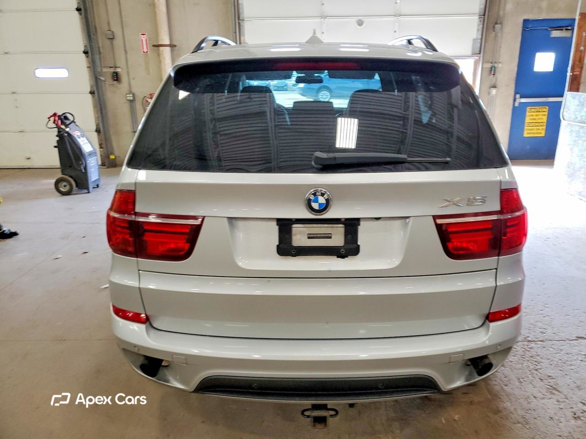 BMW X5 2011