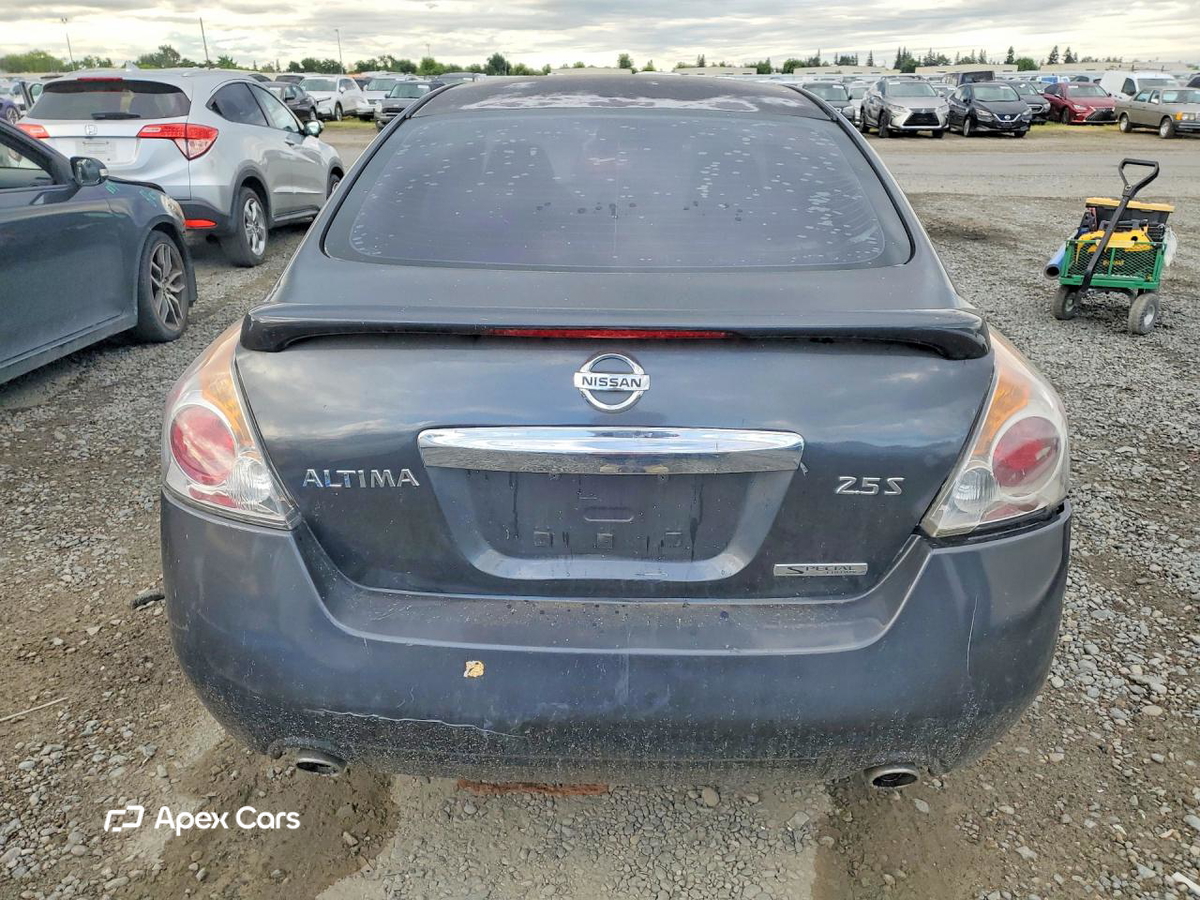 Nissan Altima 2012