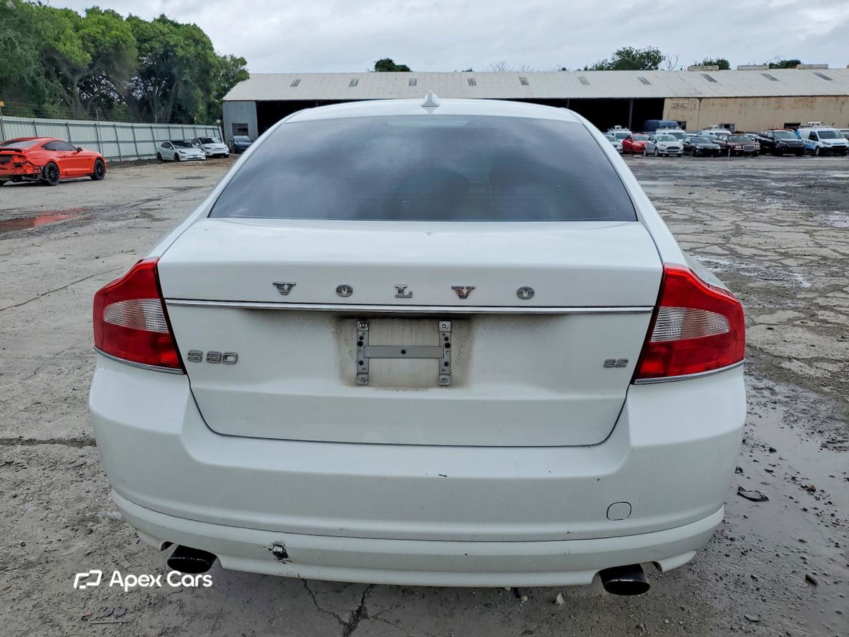 Volvo S80 2010