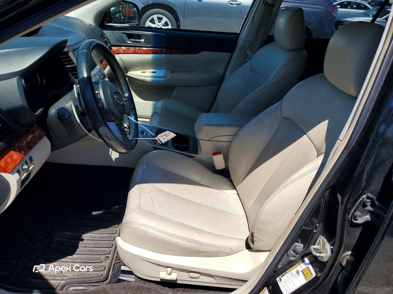 Subaru Outback 2011