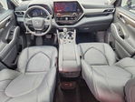 Toyota Highlander 2025