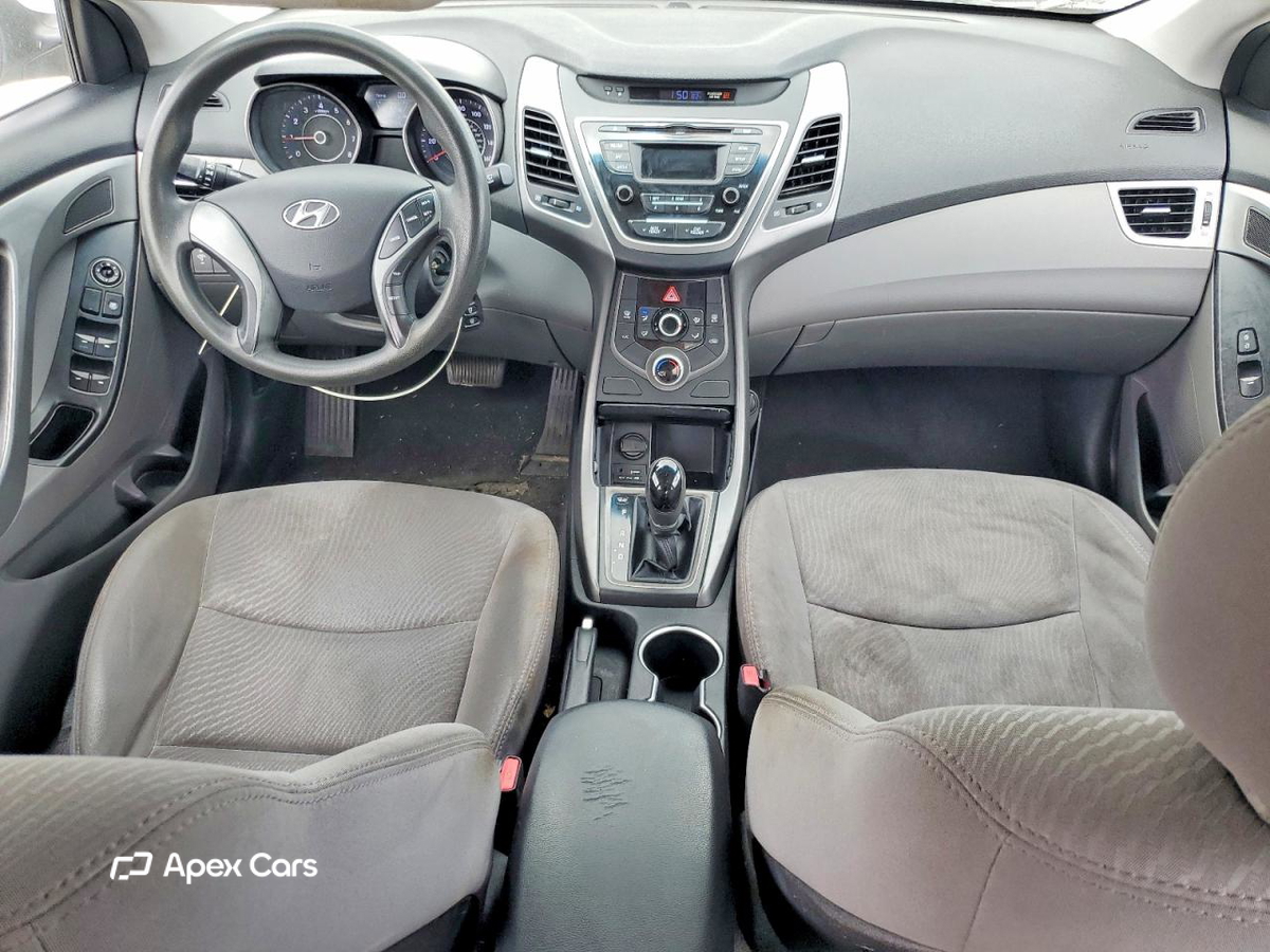 Hyundai Elantra 2016