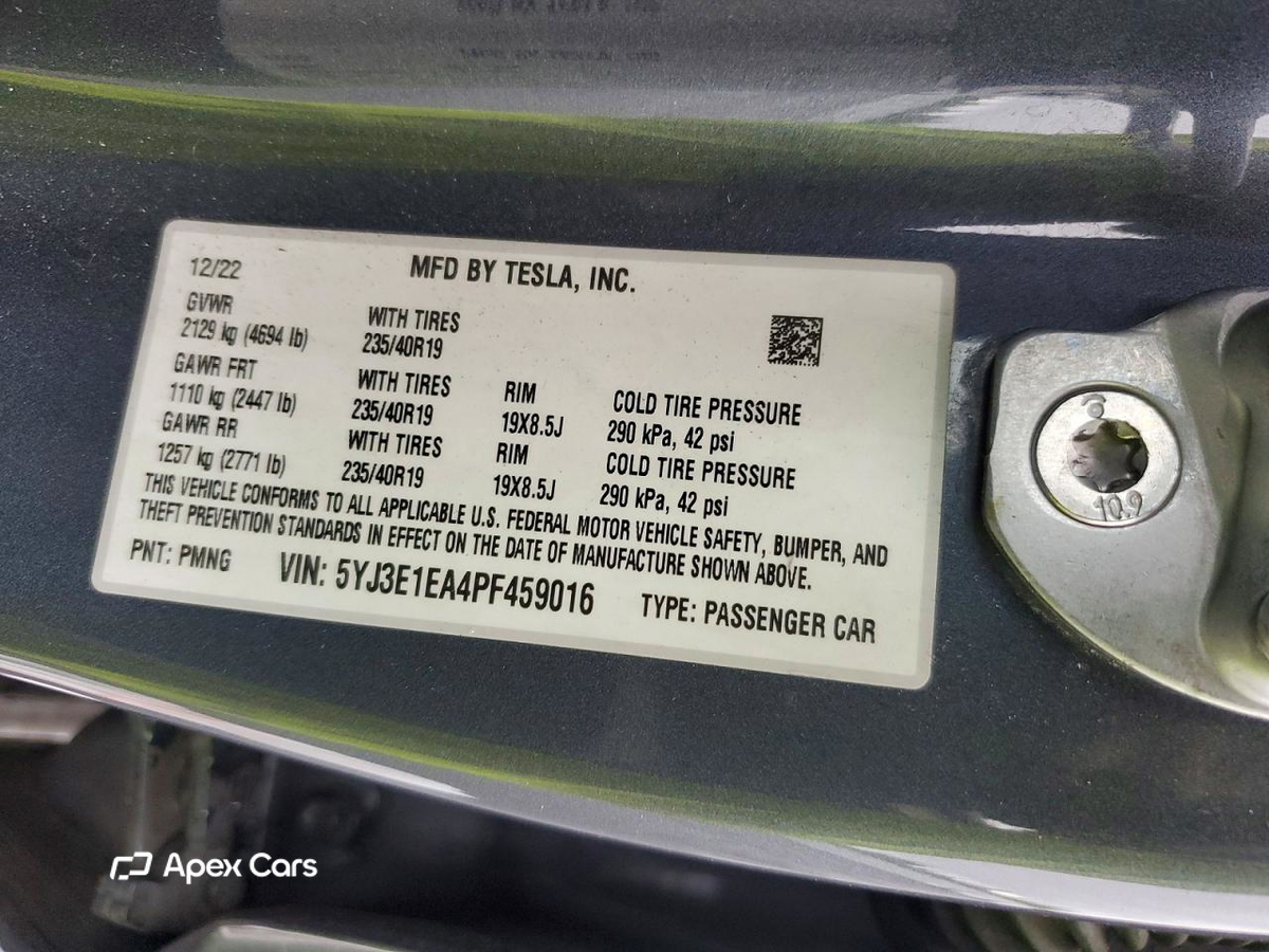 Tesla Model 3 2023