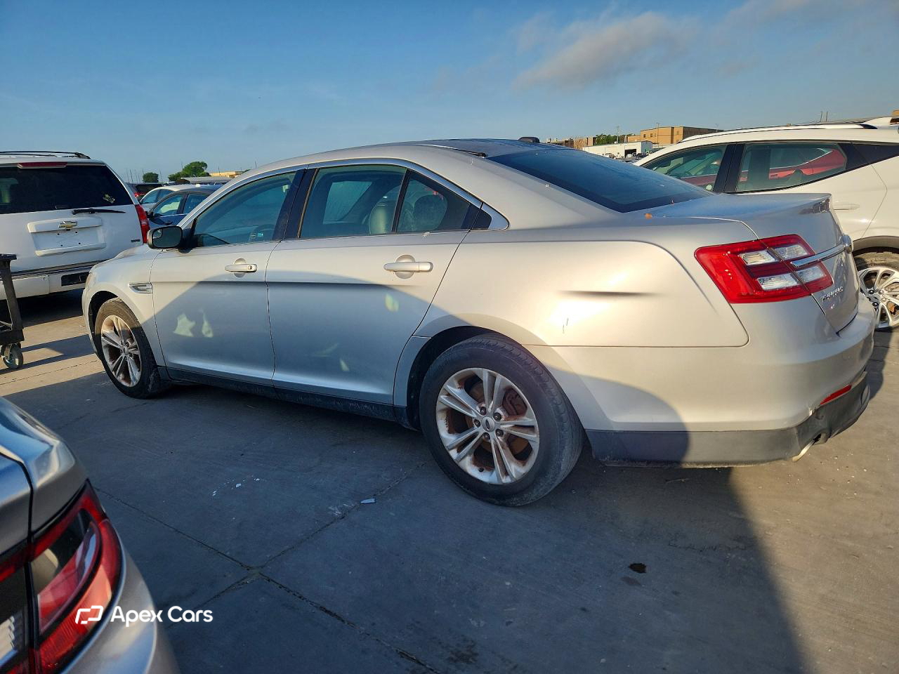 Ford Taurus 2014