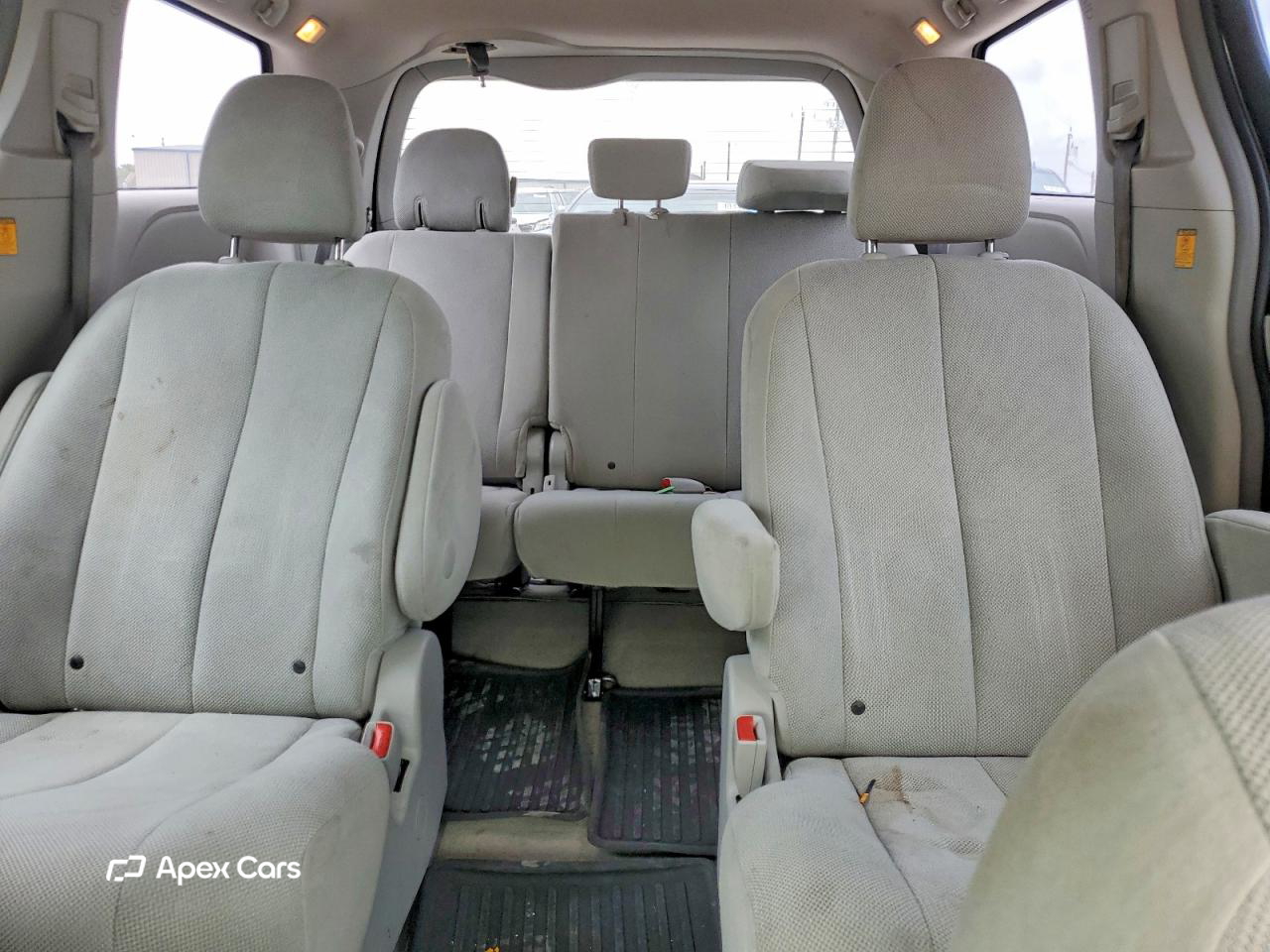 Toyota Sienna 2013