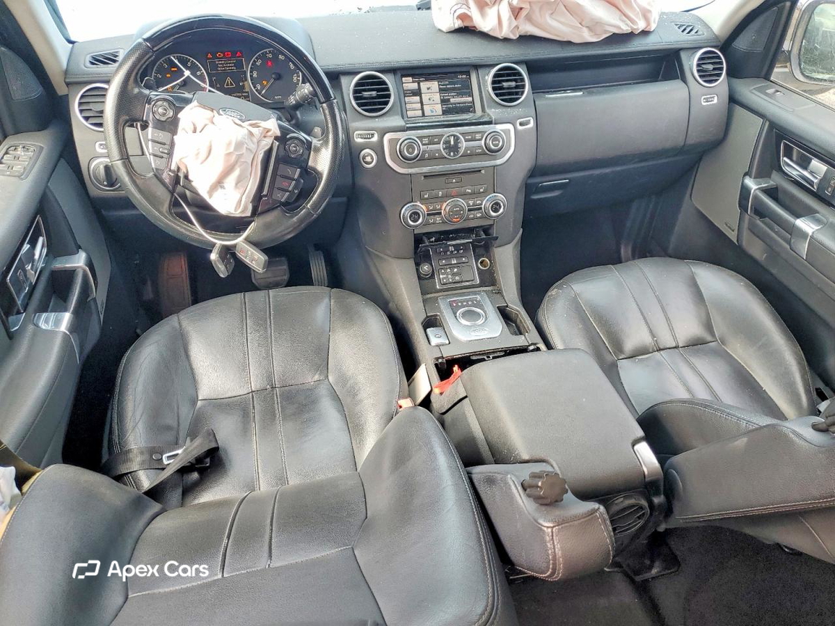 Land Rover LR4 2015