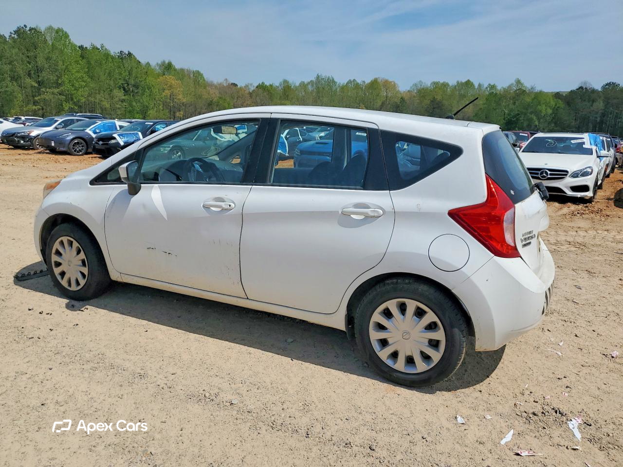 Nissan Versa 2015