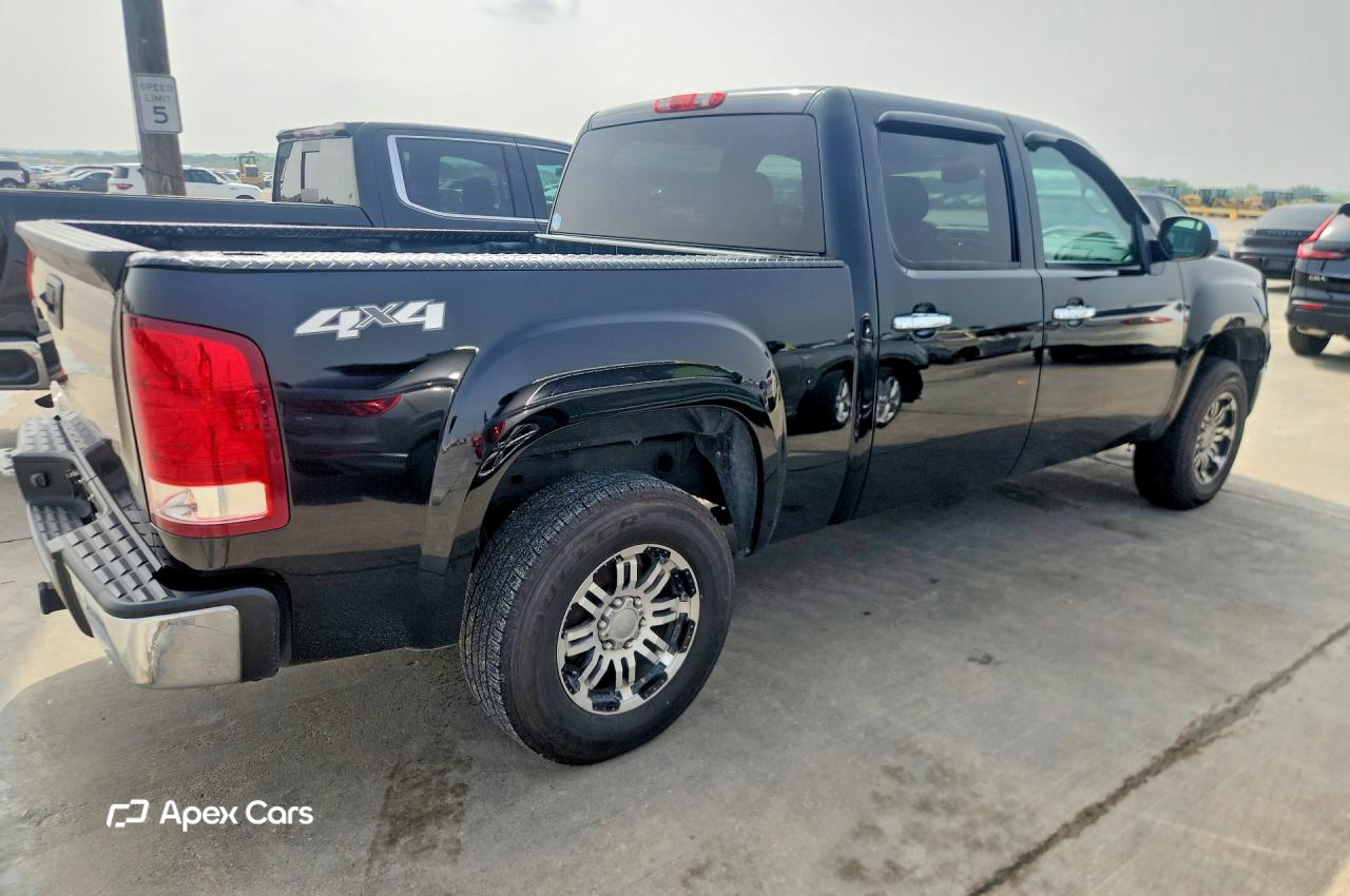 GMC Sierra 2013