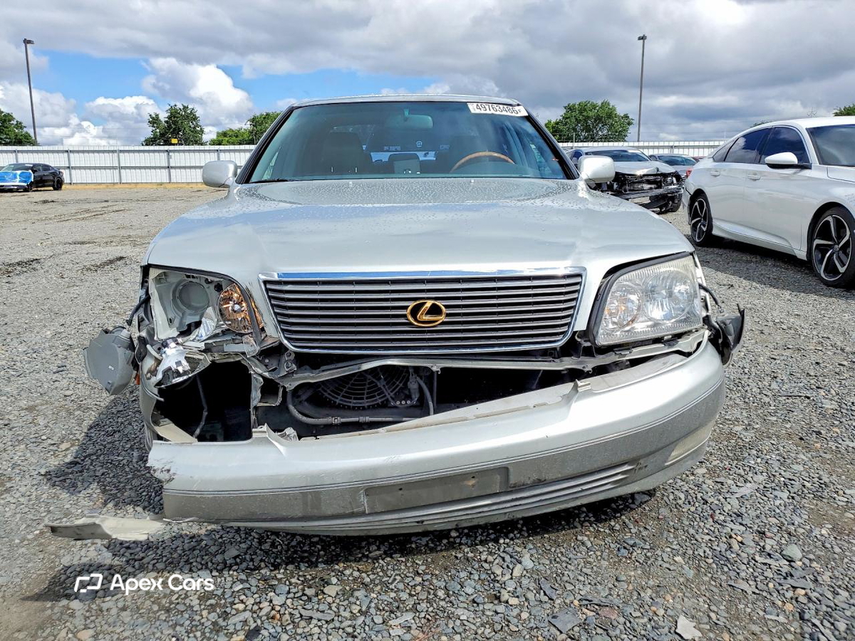 Lexus LS 2000