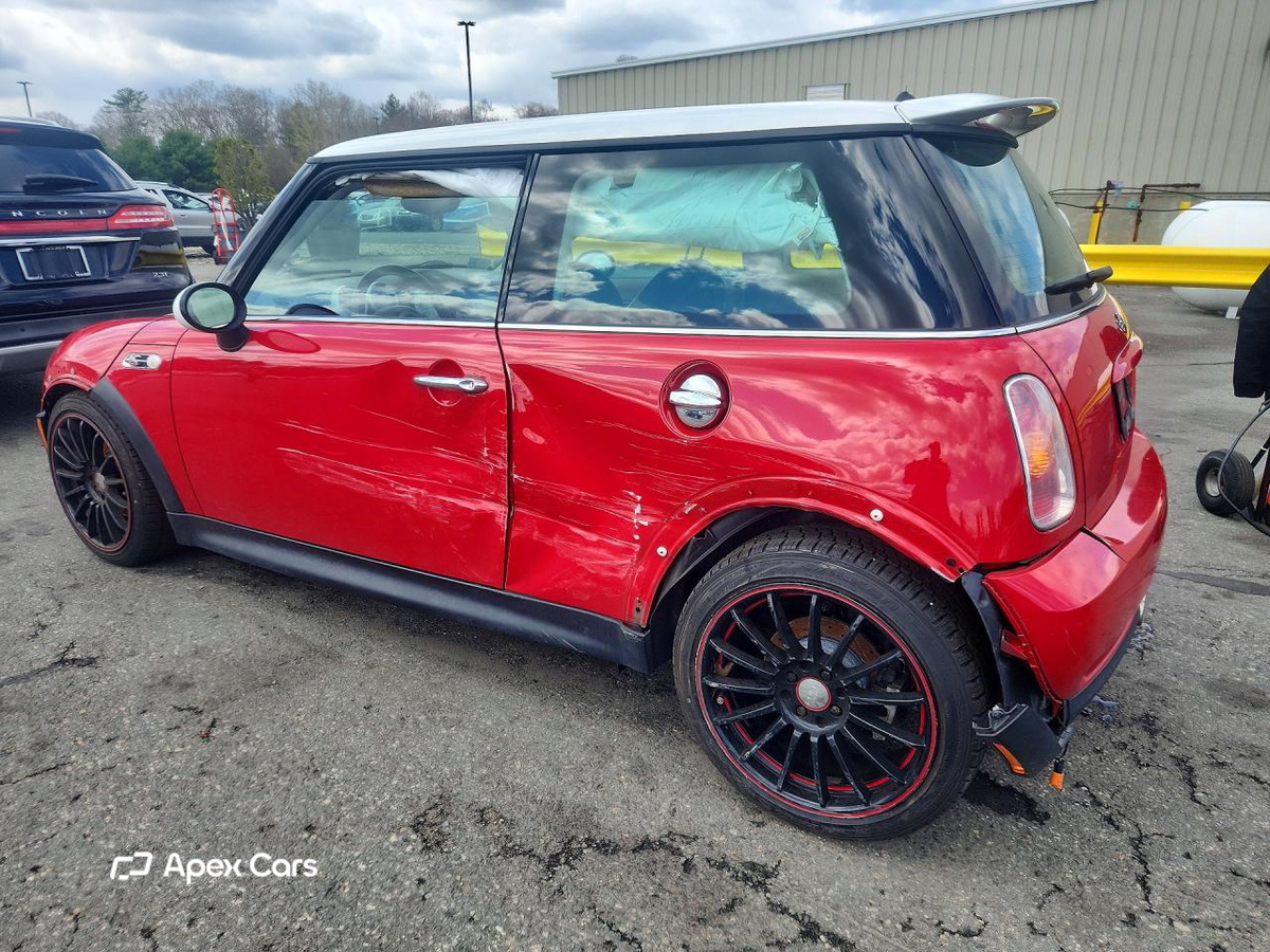 MINI Cooper 2004