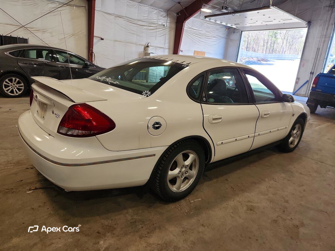 Ford Taurus 2004