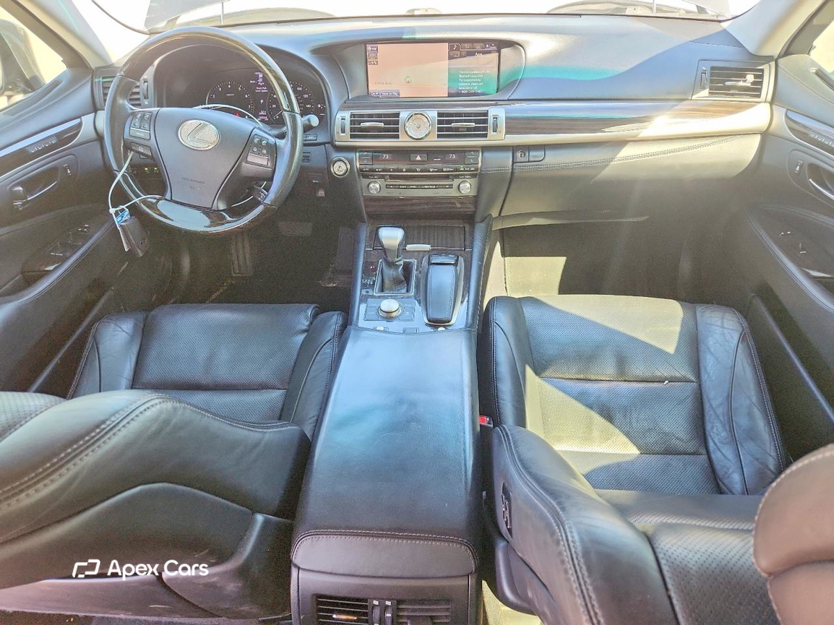 Lexus LS 2014