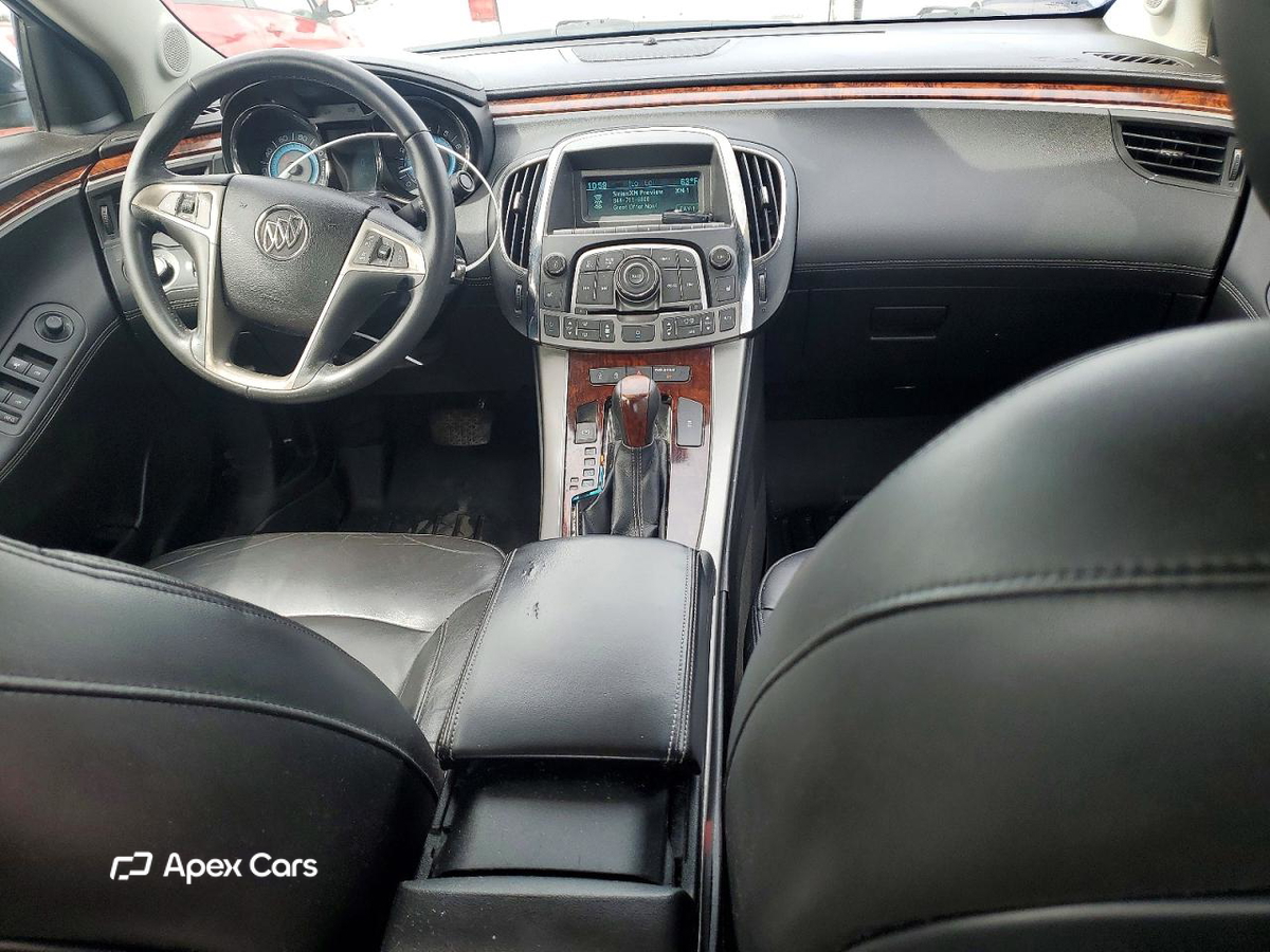Buick LaCrosse 2011