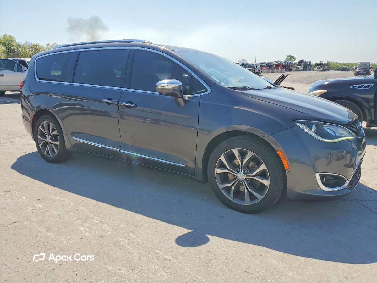 Chrysler Pacifica 2017