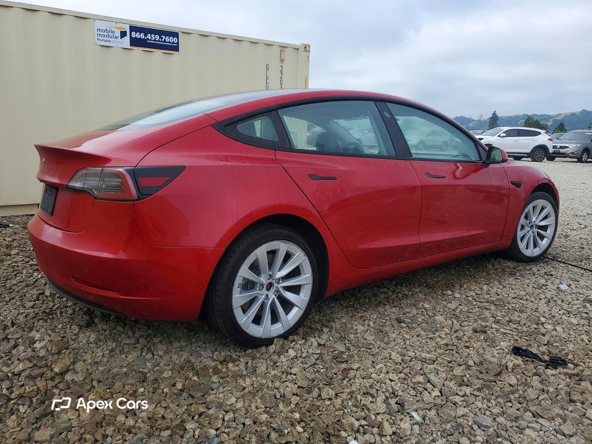 Tesla Model 3 2022