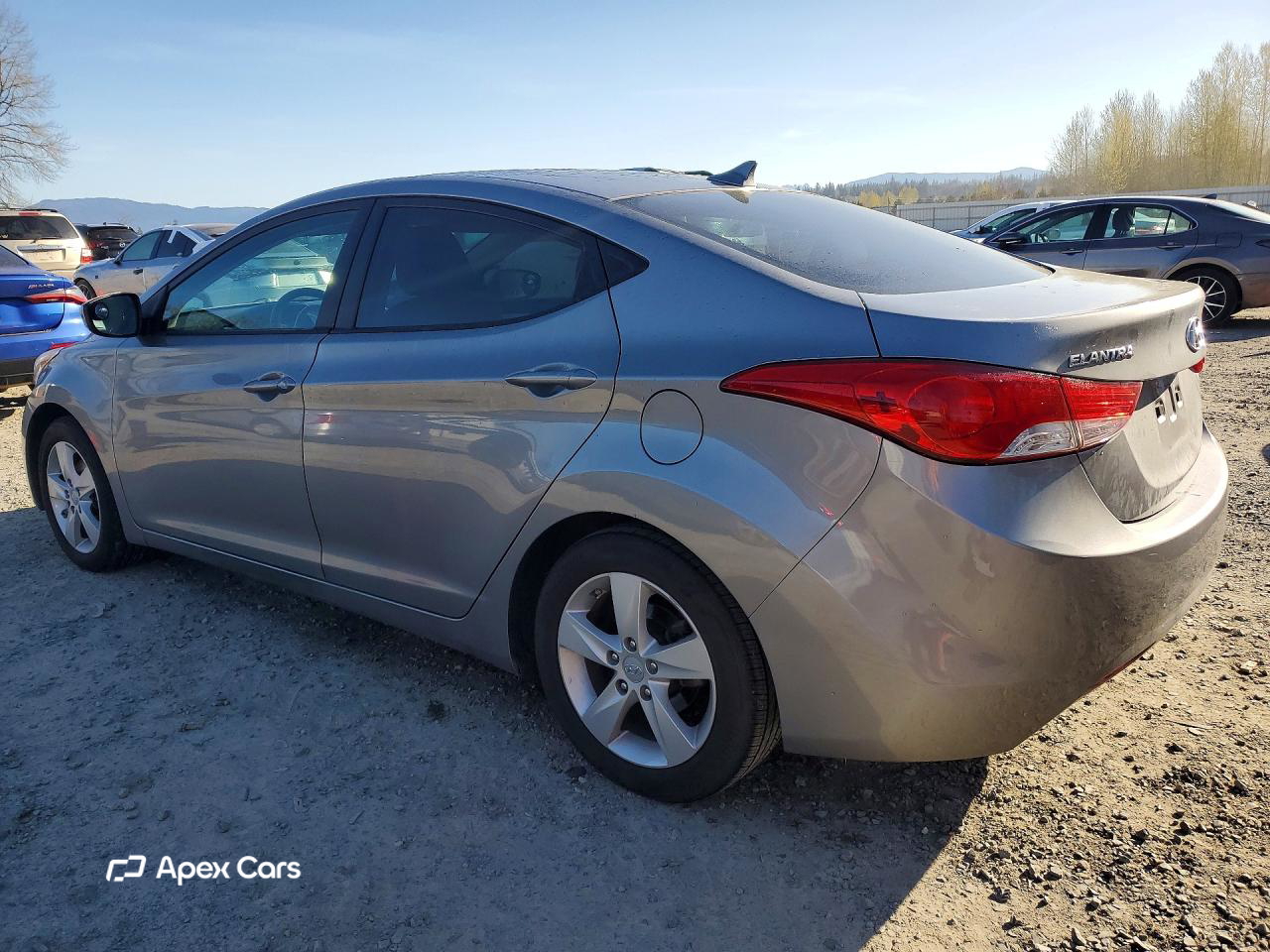 Hyundai Elantra 2012