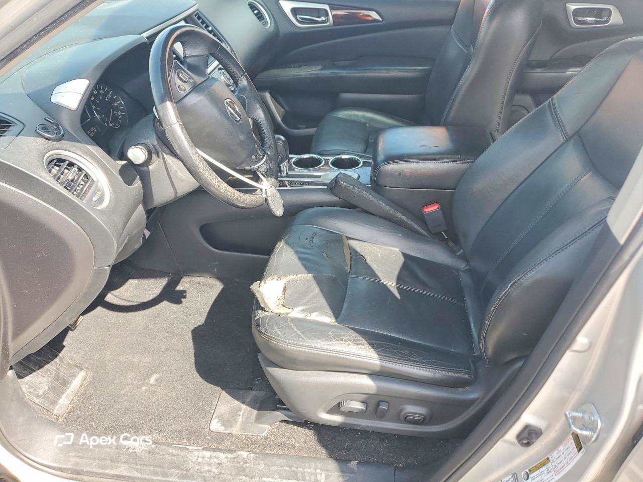 Nissan Pathfinder 2014
