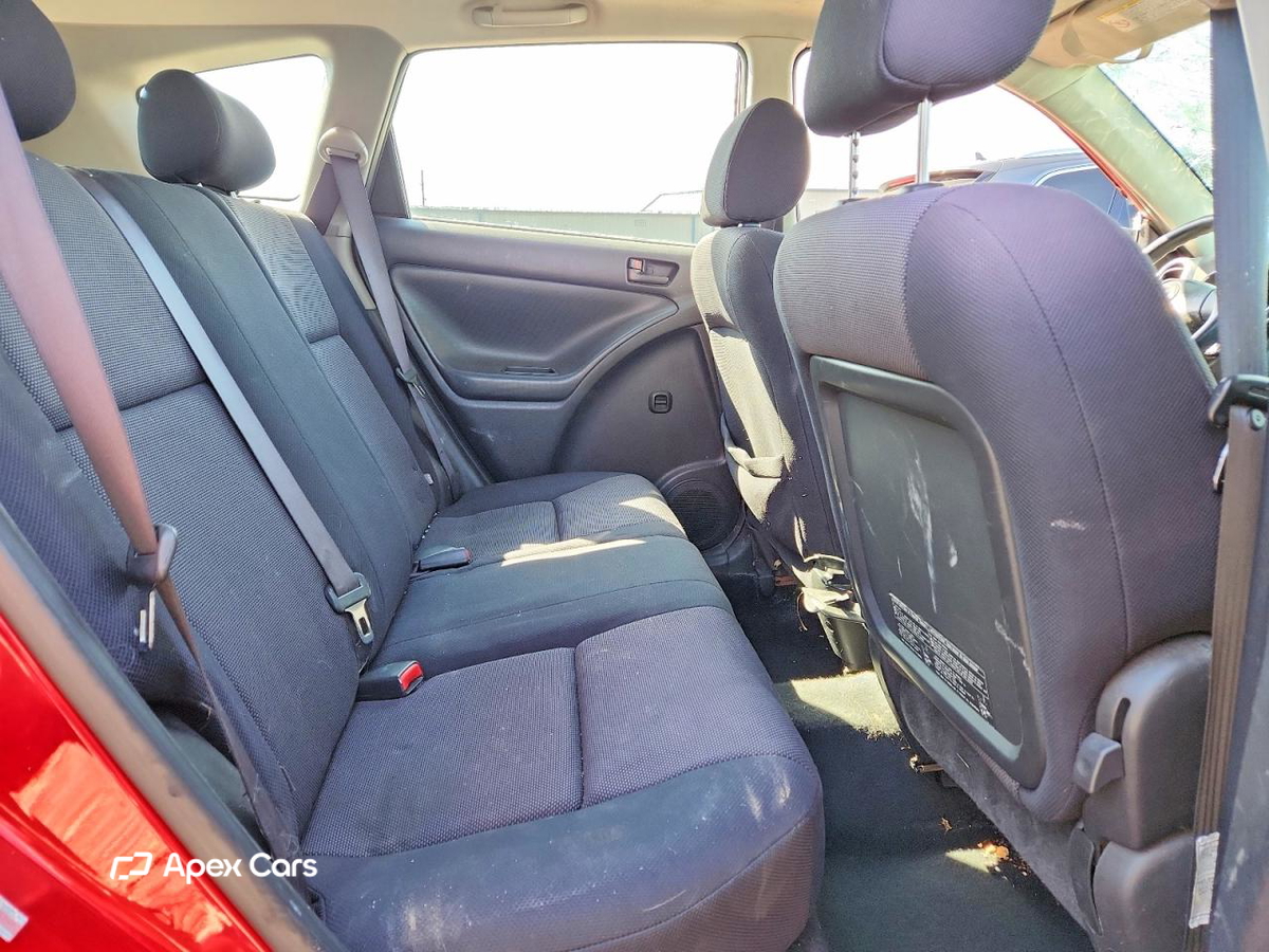Pontiac Vibe 2004