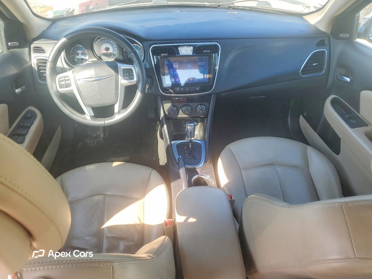 Chrysler 200 2014