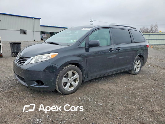 Toyota Sienna 2017 - Image 1 of 15