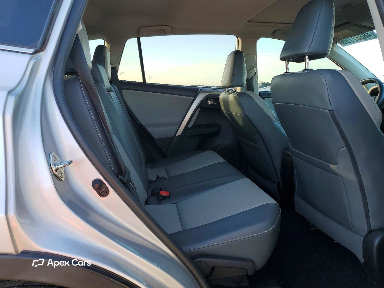 Toyota RAV 4 2015