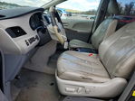Toyota Sienna 2013